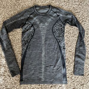 Lululemon Swiftly Tech Grey Size 6